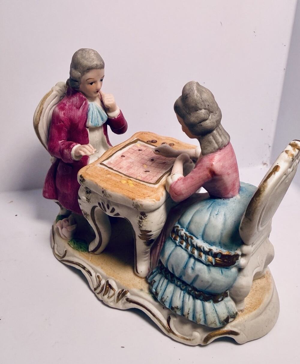 Vintage Capodimonte Couple Playing Checkers Figurine Porcelain 1950's MCM 5”